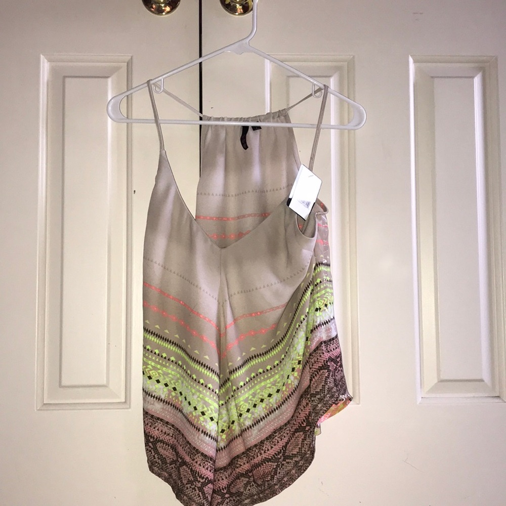 Women’s size small brand new blouse!